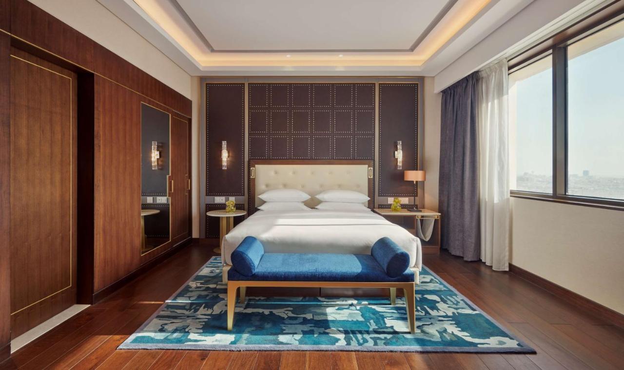 Grand Hyatt Al Khobar Hotel And Residences Ngoại thất bức ảnh Deluxe Suite